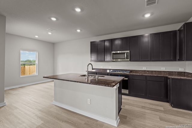 4715 Fireweed Court, San Antonio, TX 78263