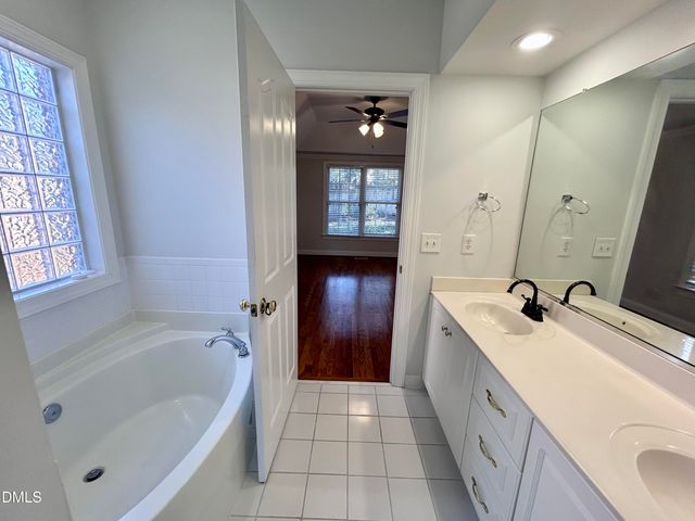 480 Whitt Avenue, Burlington, NC 27215