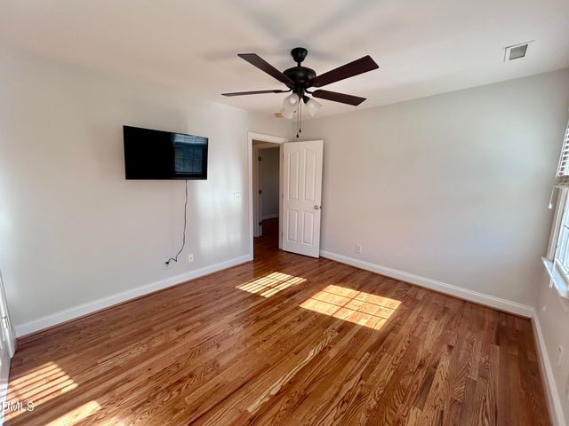 480 Whitt Avenue, Burlington, NC 27215