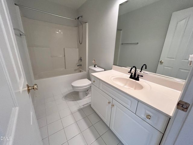 480 Whitt Avenue, Burlington, NC 27215