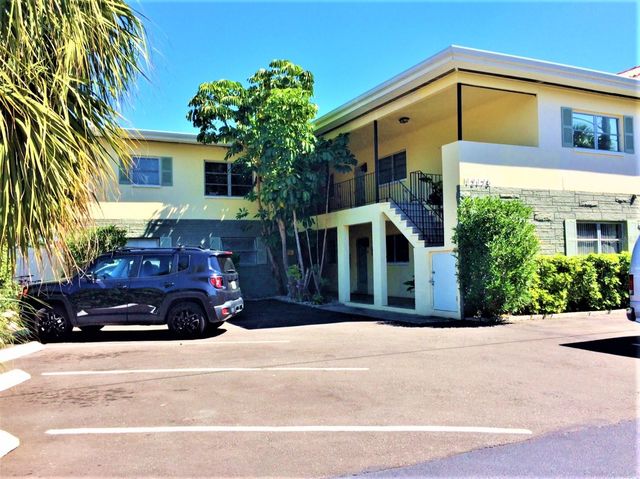 12175 3RD STREET E 10, Treasure Island, FL 33706