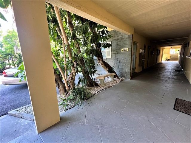 12175 3RD STREET E 10, Treasure Island, FL 33706