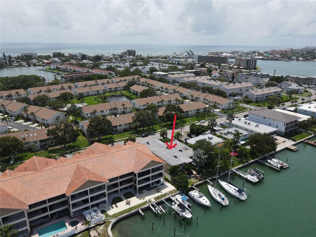 12175 3RD STREET E 10, Treasure Island, FL 33706