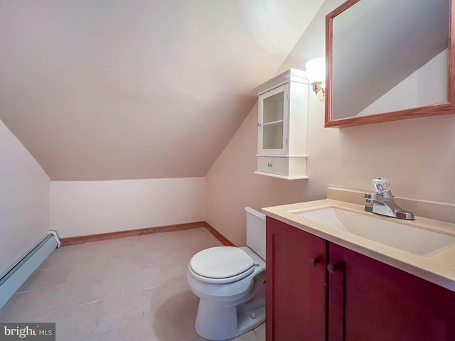 316 CRABTREE DR, Levittown, PA 19055