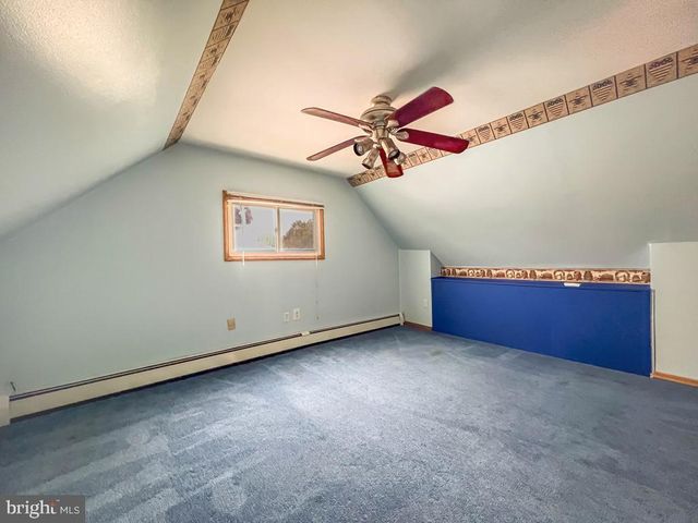 316 CRABTREE DR, Levittown, PA 19055