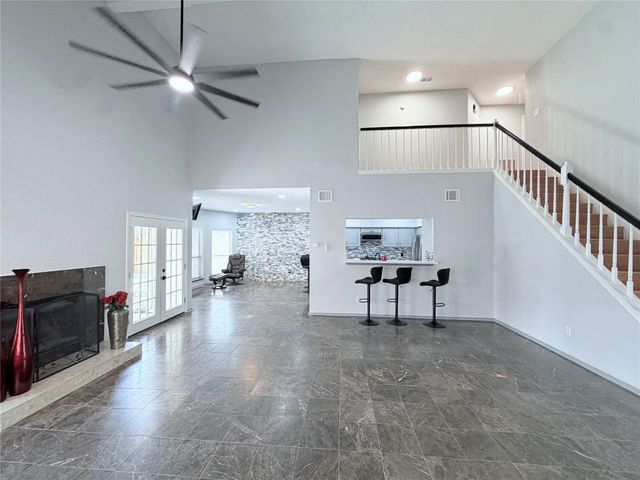 7015 Puerta Vista Lane, Houston, TX 77083