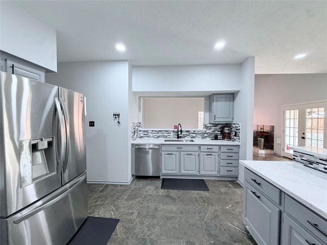 7015 Puerta Vista Lane, Houston, TX 77083