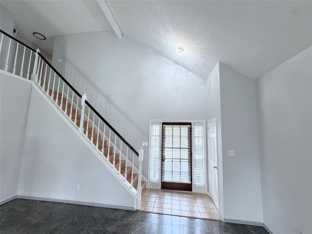 7015 Puerta Vista Lane, Houston, TX 77083