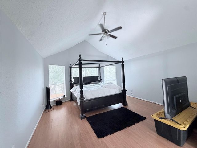 7015 Puerta Vista Lane, Houston, TX 77083