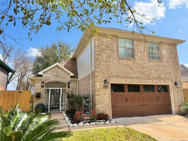 7015 Puerta Vista Lane, Houston, TX 77083