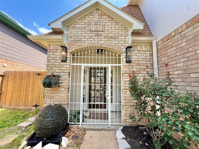 7015 Puerta Vista Lane, Houston, TX 77083