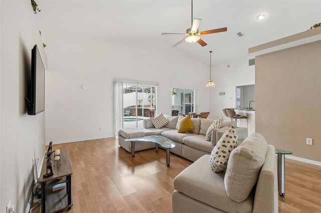 923 HUNTER LANE, Tarpon Springs, FL 34689