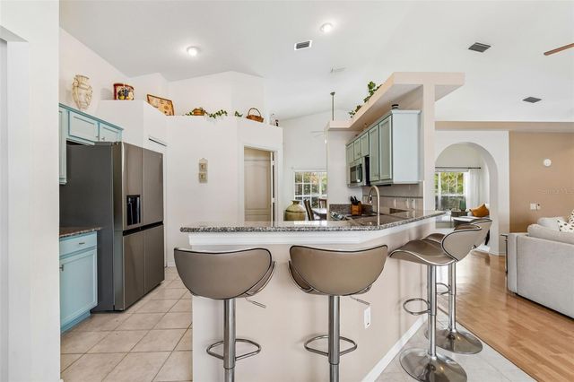 923 HUNTER LANE, Tarpon Springs, FL 34689