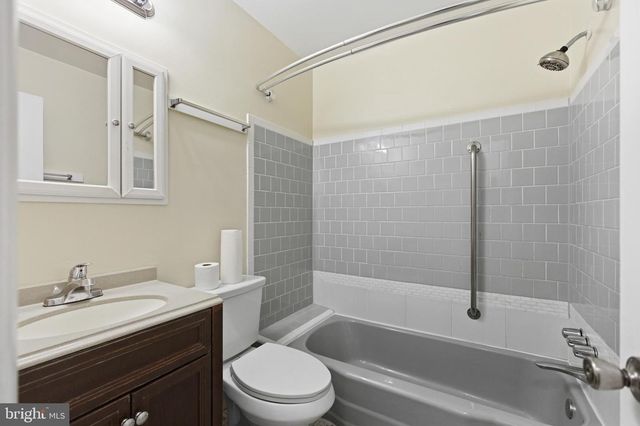 11100 MARKWOOD DR, Silver Spring, MD 20902