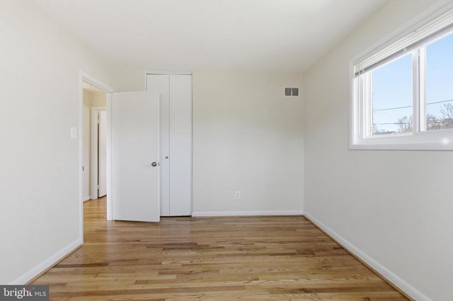 11100 MARKWOOD DR, Silver Spring, MD 20902