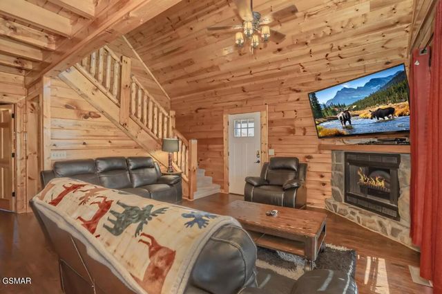 1571 Rainbow Ridge, Sevierville, TN 37862