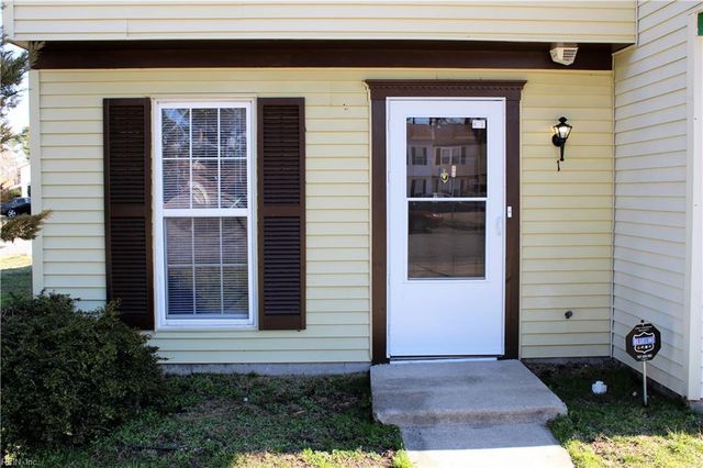 1 Peachtree CT, Portsmouth, VA 23703
