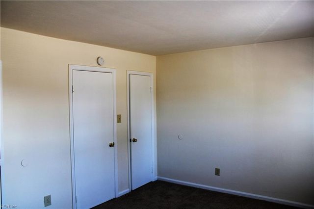 1 Peachtree CT, Portsmouth, VA 23703