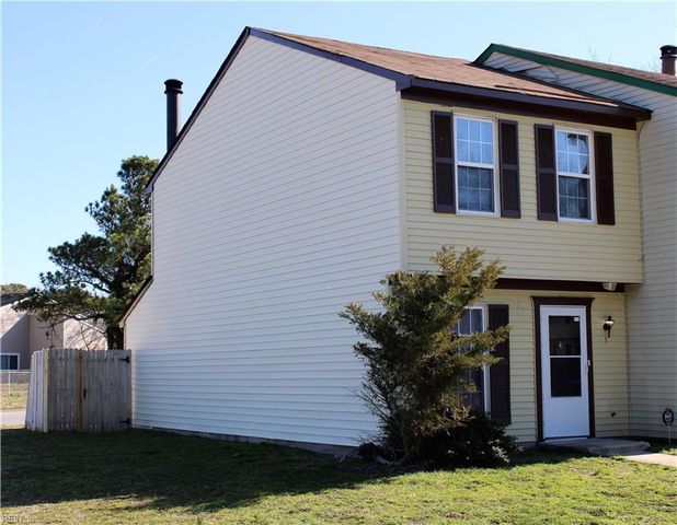 1 Peachtree CT, Portsmouth, VA 23703