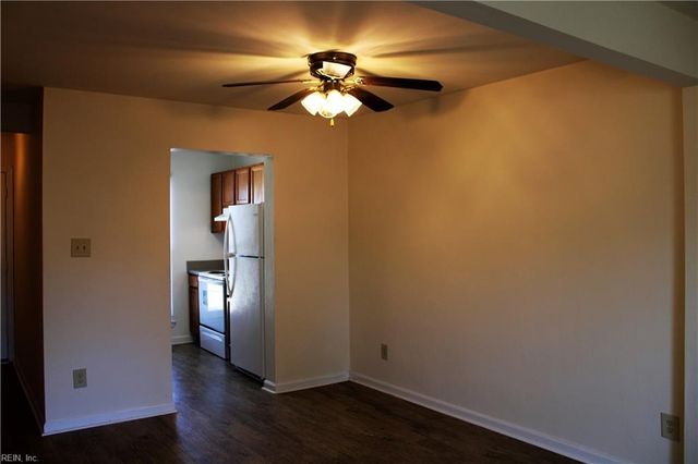 1 Peachtree CT, Portsmouth, VA 23703