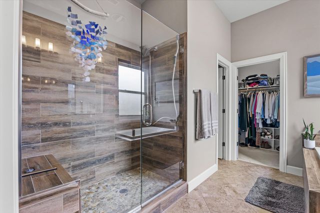 2708 BRISTOL LAKE DR, Columbia, MO 65201