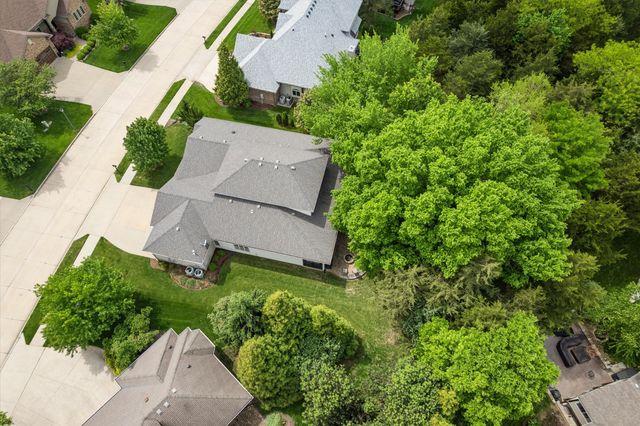 2708 BRISTOL LAKE DR, Columbia, MO 65201