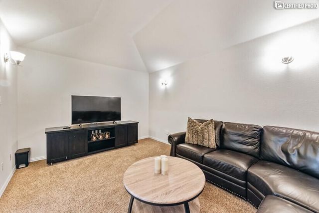 920 Arvada DR, Leander, TX 78641