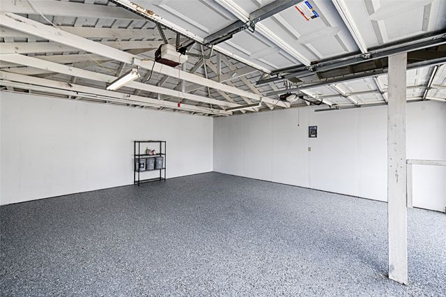 869 Peavy Road, Dallas, TX 75218