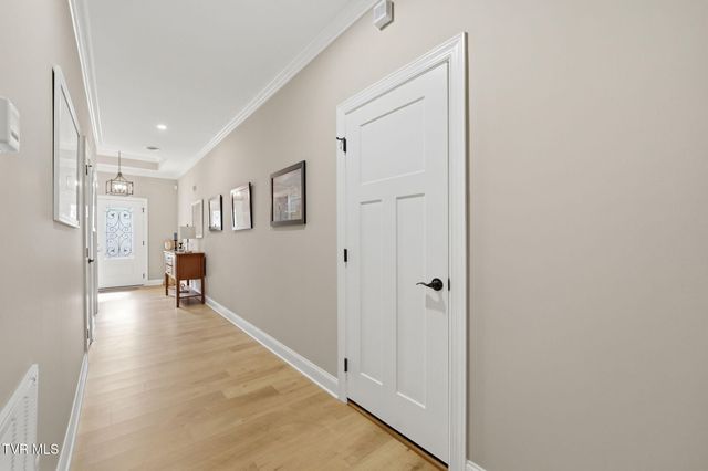 190 Quiet Stroll Lane, Johnson City, TN 37615