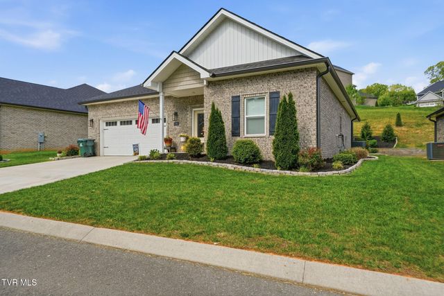 190 Quiet Stroll Lane, Johnson City, TN 37615