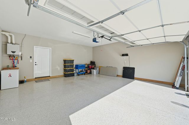 190 Quiet Stroll Lane, Johnson City, TN 37615