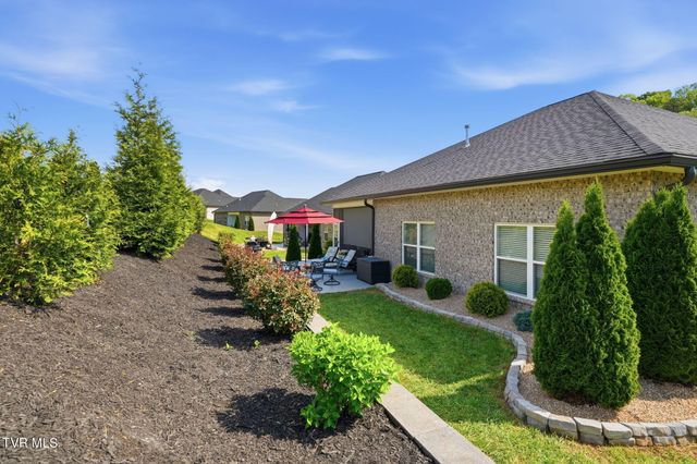 190 Quiet Stroll Lane, Johnson City, TN 37615