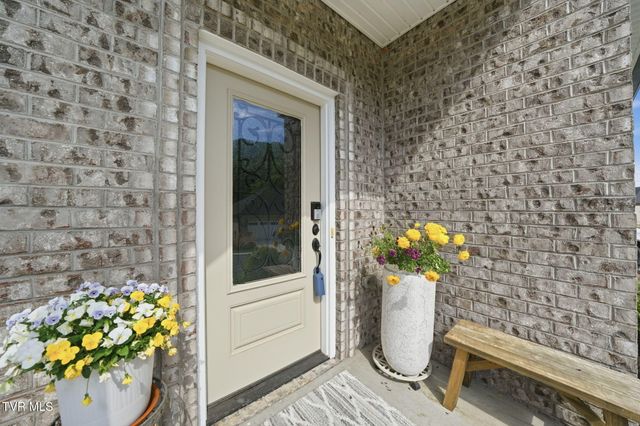 190 Quiet Stroll Lane, Johnson City, TN 37615