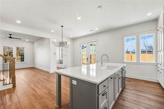 823 NW 14th Street, Bentonville, AR 72712