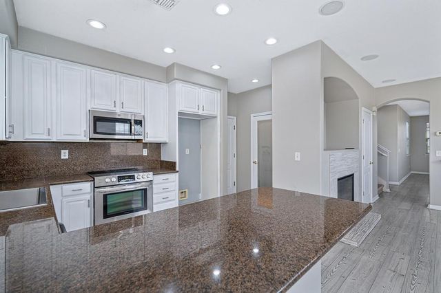 17345 S Green Summers Ln, Lathrop, CA 95330