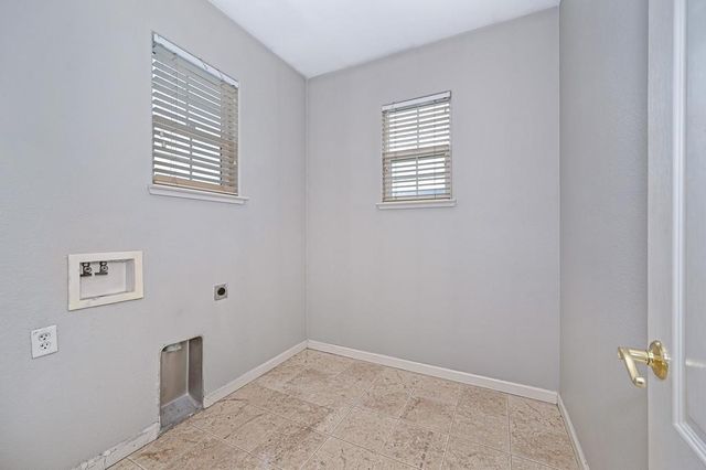 17345 S Green Summers Ln, Lathrop, CA 95330