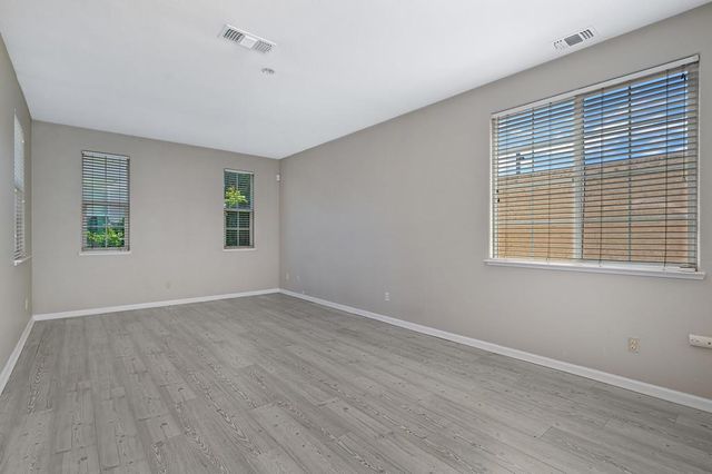 17345 S Green Summers Ln, Lathrop, CA 95330