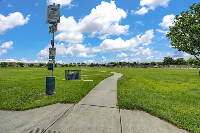17345 S Green Summers Ln, Lathrop, CA 95330