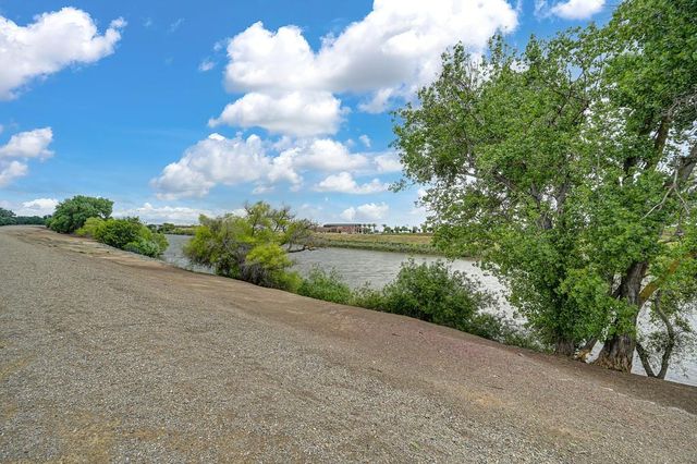 17345 S Green Summers Ln, Lathrop, CA 95330