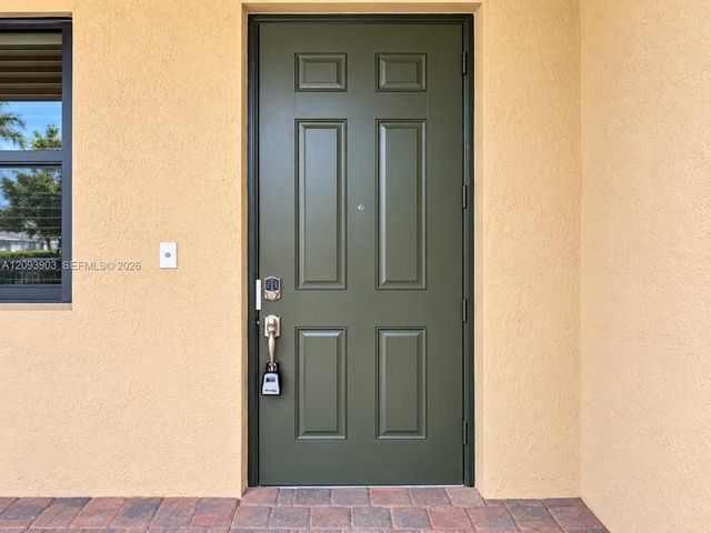 3737 SE 2nd Drive 3737, Homestead, FL 33033