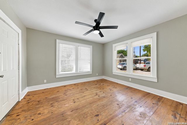 121 Buford, San Antonio, TX 78202