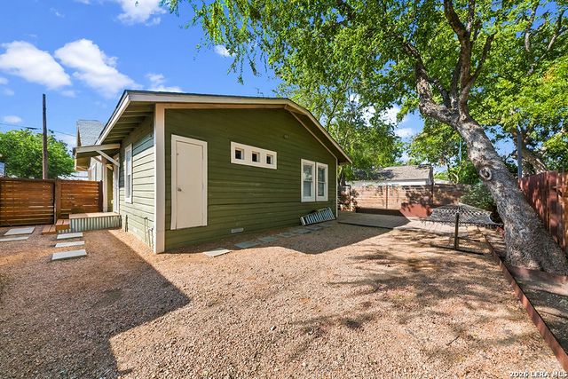 121 Buford, San Antonio, TX 78202