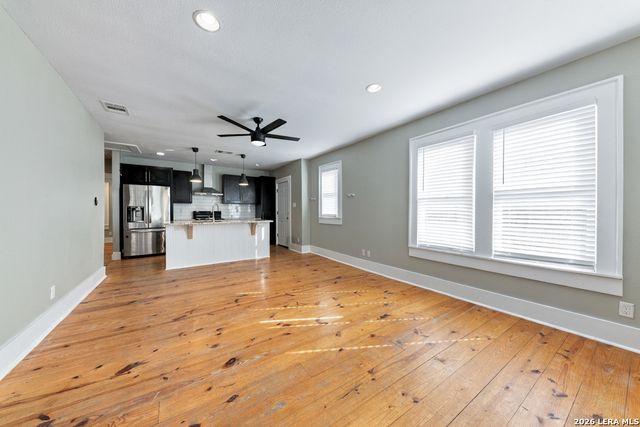121 Buford, San Antonio, TX 78202