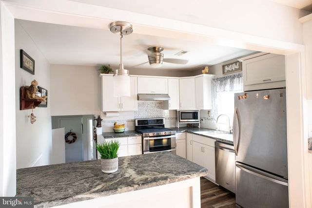 7 ROCKROSE DR, Newark, DE 19711