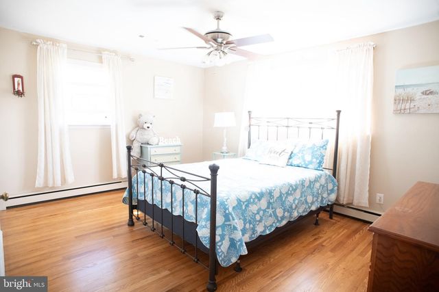 7 ROCKROSE DR, Newark, DE 19711