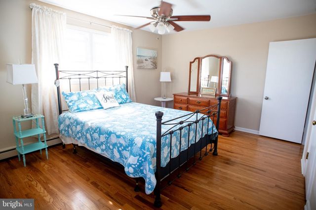 7 ROCKROSE DR, Newark, DE 19711