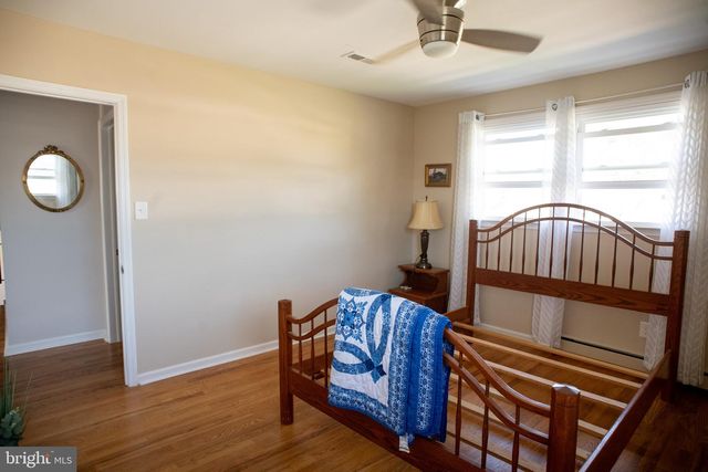 7 ROCKROSE DR, Newark, DE 19711