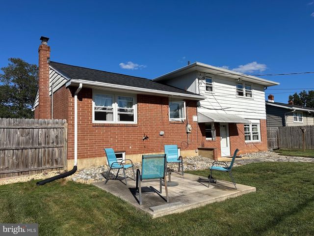 7 ROCKROSE DR, Newark, DE 19711