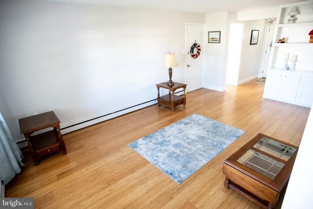 7 ROCKROSE DR, Newark, DE 19711