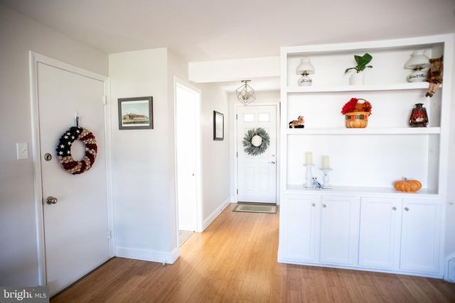 7 ROCKROSE DR, Newark, DE 19711